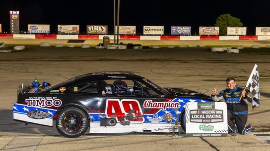 PREISLER IN GRUNDY VICTORY LANE (Tracks)