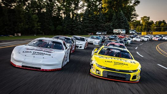 CARS STARS NATIONAL-UARA TEAM UP FOR BATTLE AT BERLIN (news)