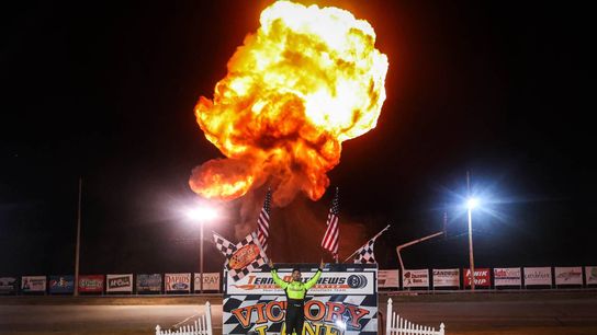 MAJESKI DOMINATES UARA GOLDEN SANDS (news)