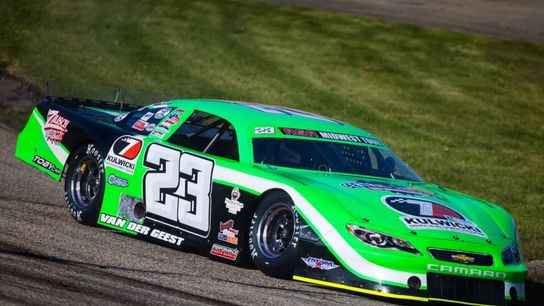 VAN DER GEEST SET FOR NASHVILLE (news)