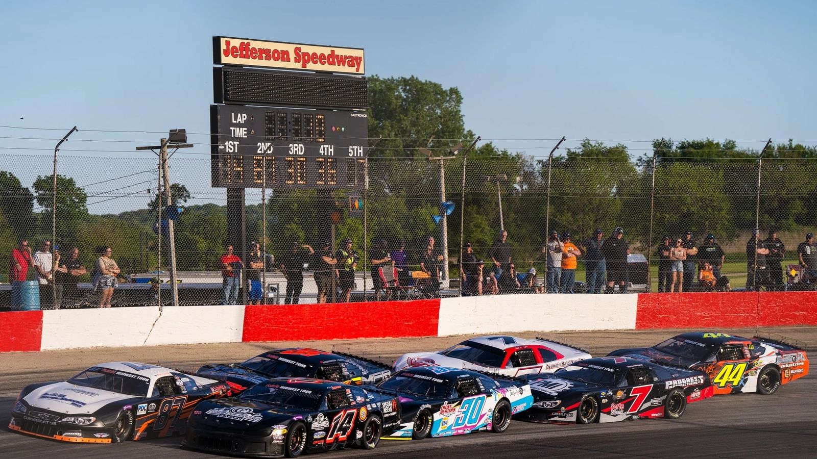NEW SEASON AHEAD FOR MIDWEST RACING CENTRAL (news). Photo by Photo: Jefferson Speedway
