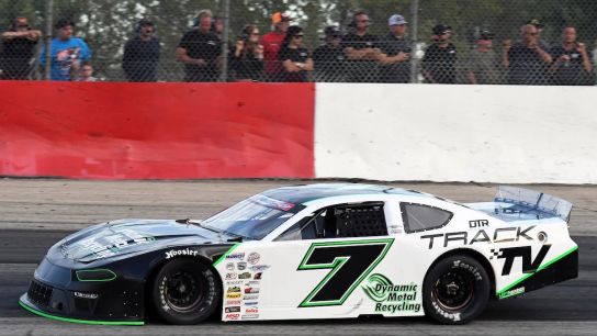 Shafer Scores Bettenhausen Win (news)